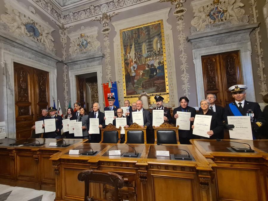 L’isola ha 14 nuovi Cavalieri della Repubblica e una medaglia d’oro per